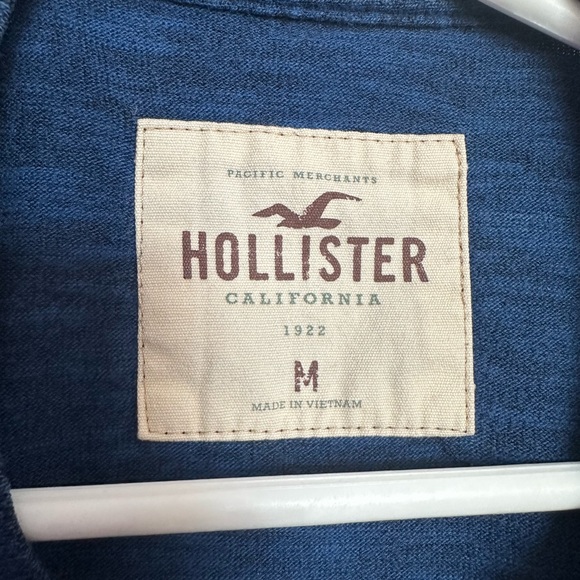 Hollister Blue Long-Sleeve - Picture 2 of 4